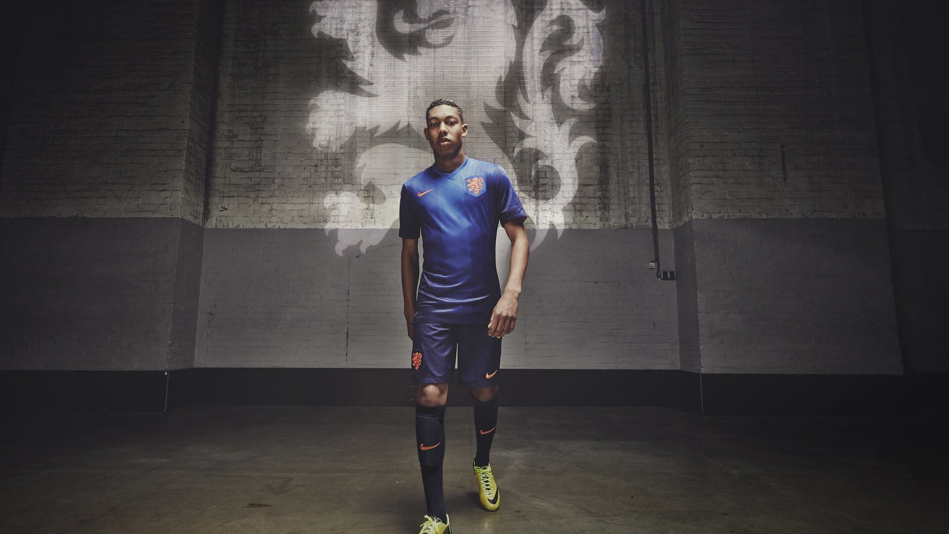 开云体育网页版入口-足球赛事数字内容创新制作，吸引年轻一代粉丝，数字游戏_关于足球,你全弄错了吗