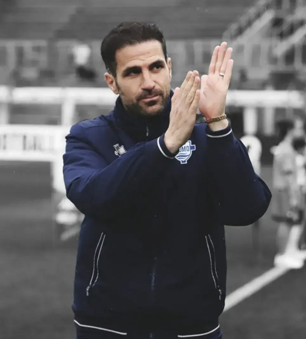 包含米兰体育：致敬经典：那些难以忘怀的运动传奇的词条