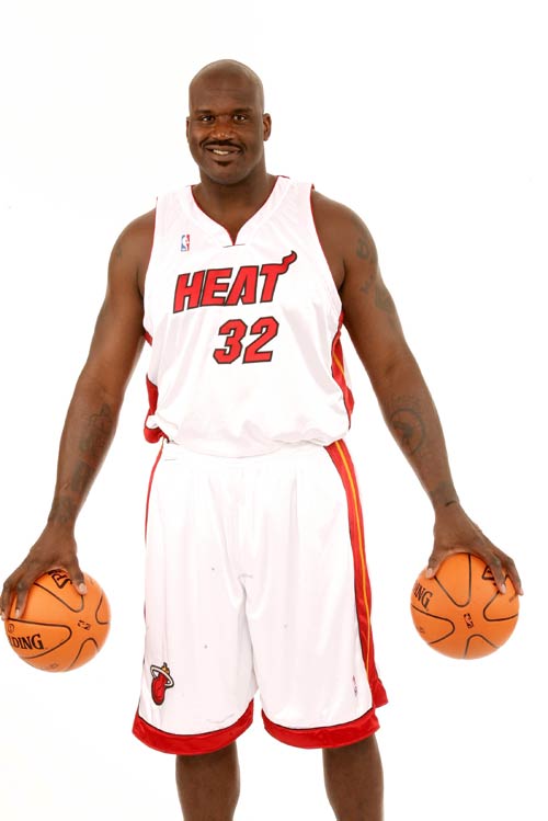 米兰体育:NBA球星纪录片:讲述奥尼尔的统治内线生涯 米兰体育:NBA球星纪录片:讲述奥尼尔的统治内线生涯