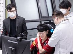 包含米兰体育:电竞选手健康问题，引发关注的词条