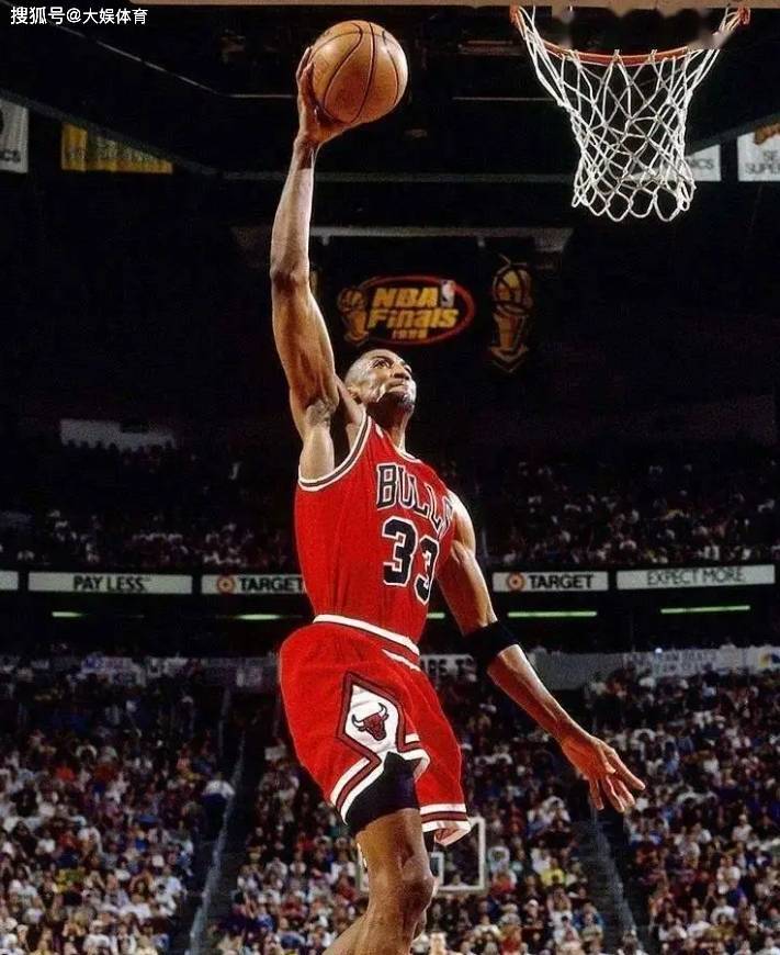 包含米兰体育：NBA球星自传：讲述皮蓬的篮球生涯的词条