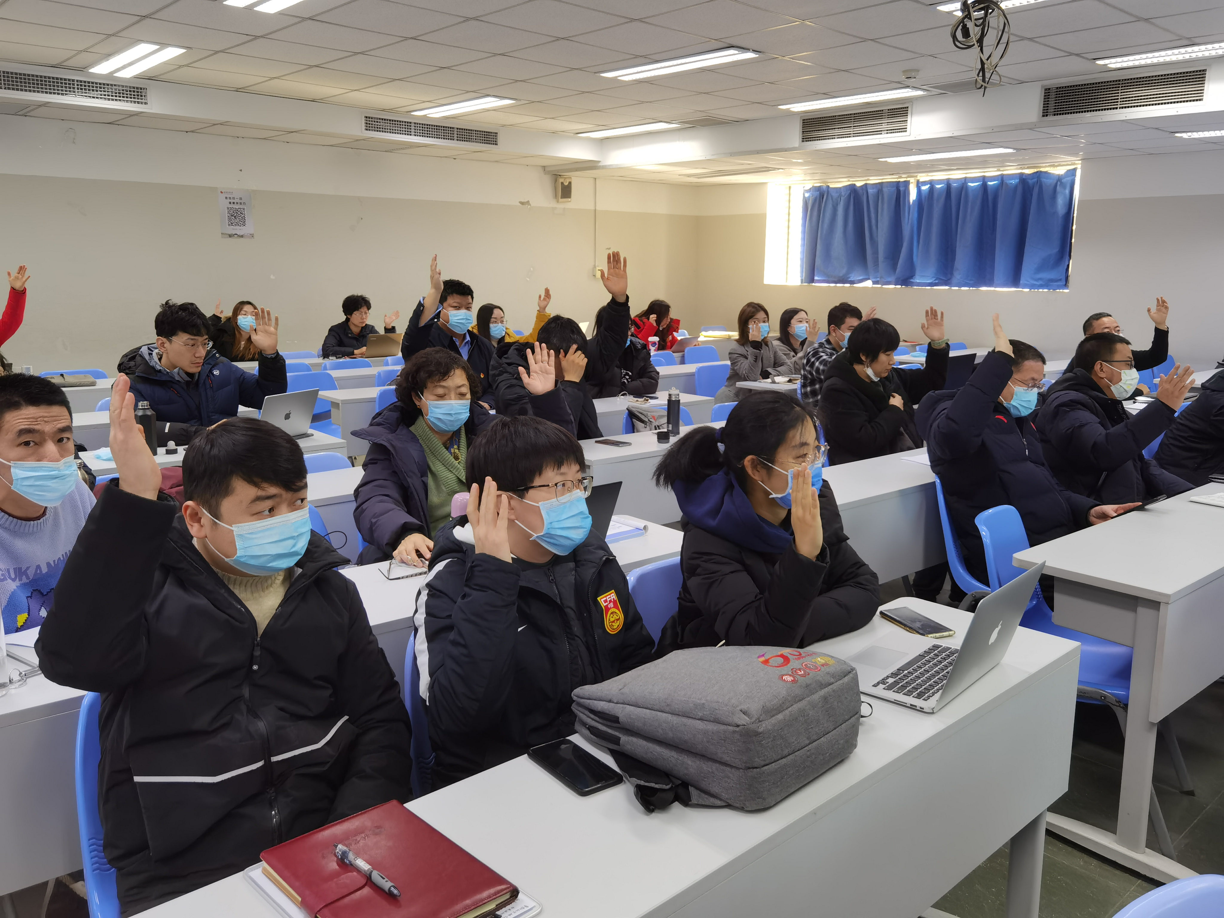米兰体育:费南多：伤病康复的科学方法与心理重建：案例分析与经验总结：基于运动医学
