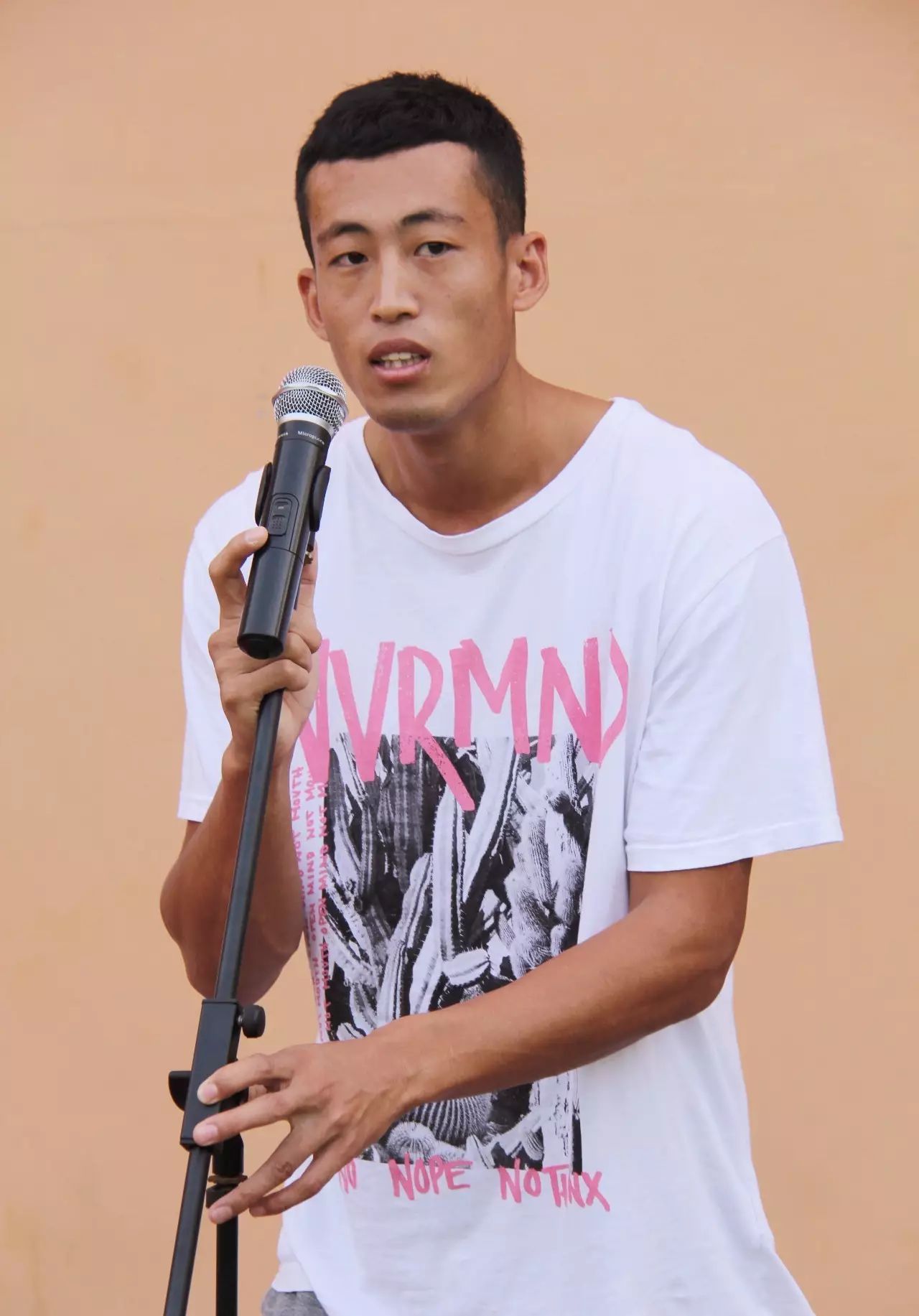 米兰体育:篮球与时尚的跨界:潮流文化与运动精神的简单介绍 米兰体育:篮球与时尚的跨界:潮流文化与运动精神的简单介绍