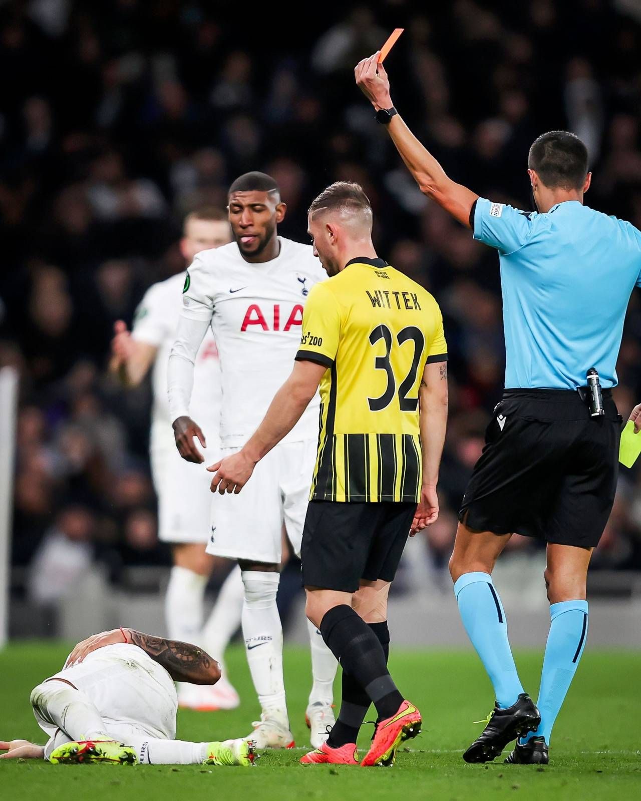 米兰体育:英超斯托克城的战术布局与赛季目标 米兰体育:英超斯托克城的战术布局与赛季目标