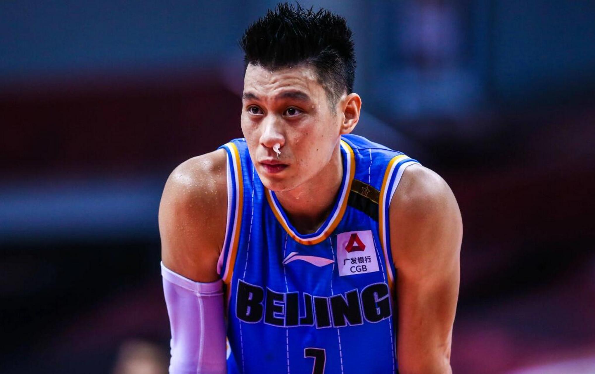 包含米兰体育：篮球与时尚：跨界合作，引领运动潮流，展现篮球的魅力的词条