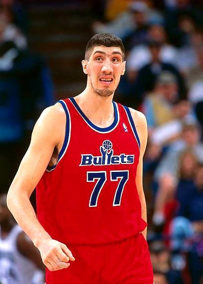 米兰体育：NBA球星自传：讲述德雷克斯勒的滑翔机生涯