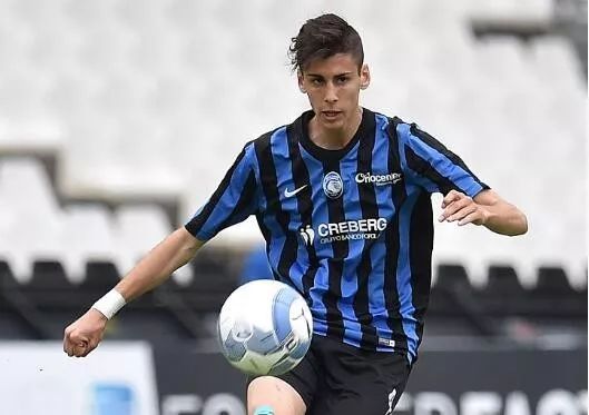 米兰体育:足球青训体系,培养未来之星 米兰体育:足球青训体系,培养未来之星