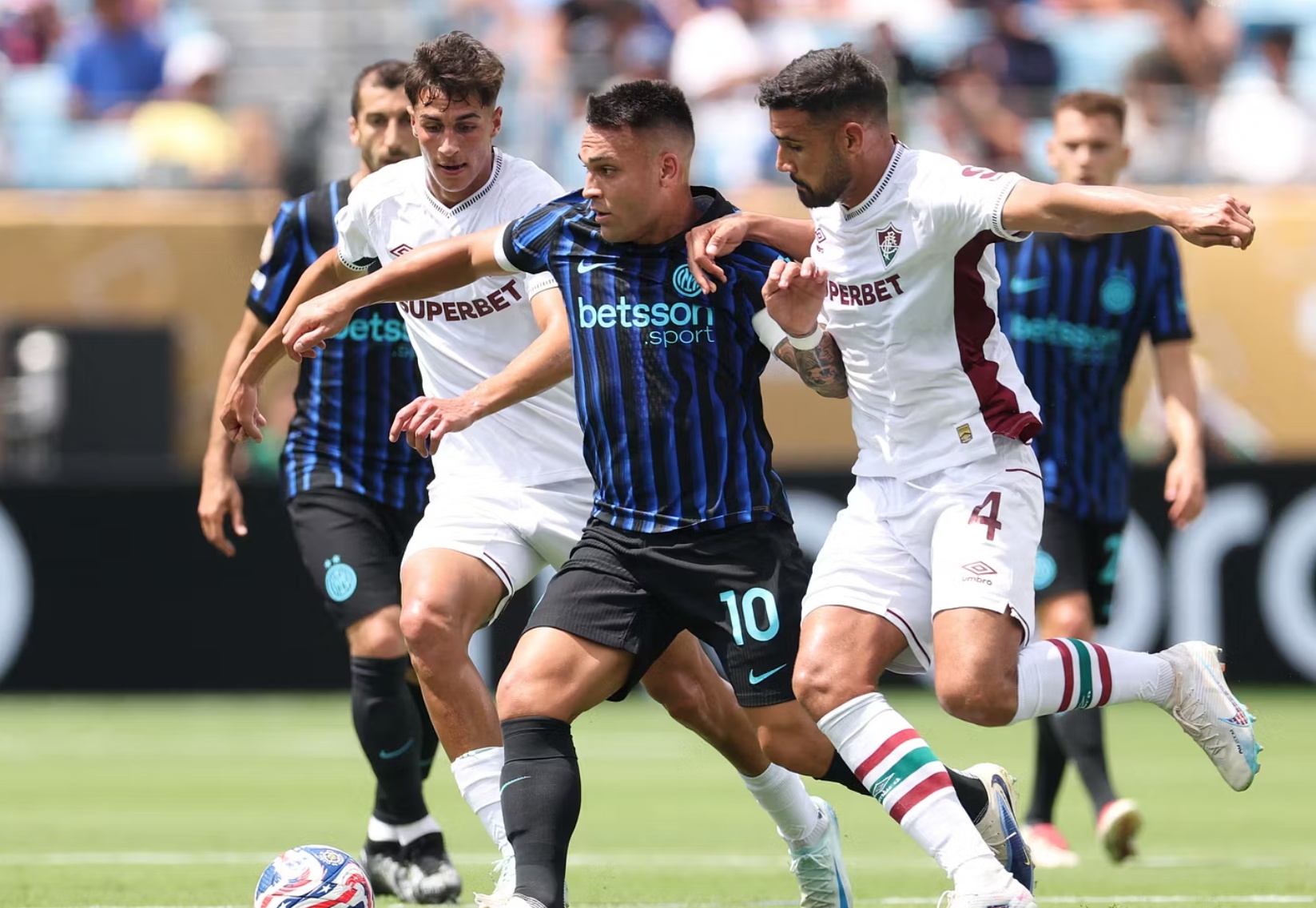 米兰体育：德甲卡尔斯鲁厄的保级策略与战术调整